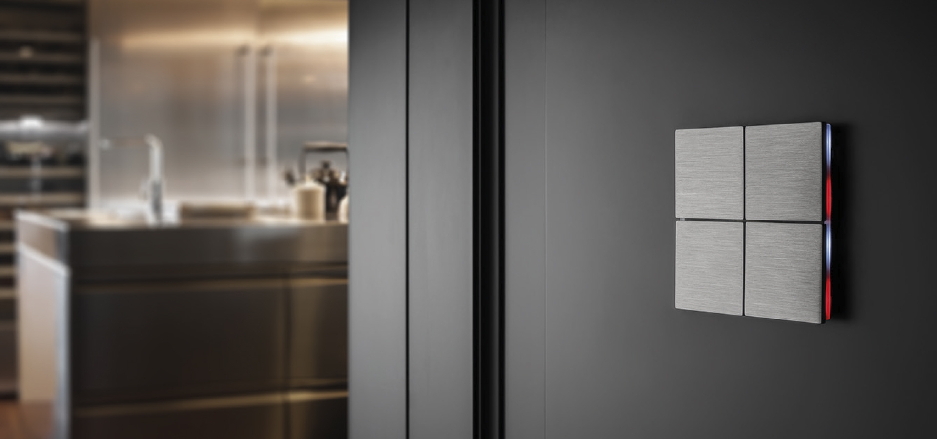 Camera padronale con comandi Ekinex in finitura coordinata